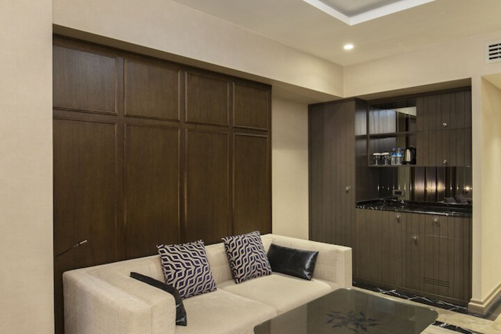 Room 29 of 204