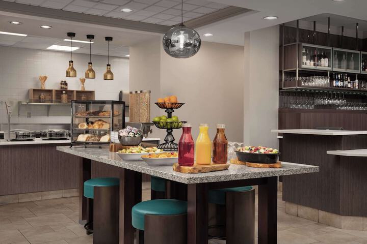 Breakfast area