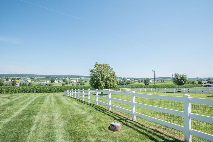 Hotel Exterior 69 of 94