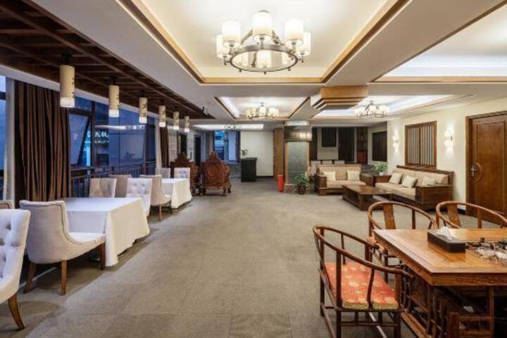 General 7 of 23