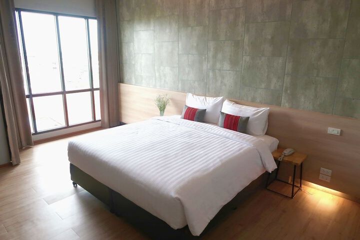 Room 8 of 61