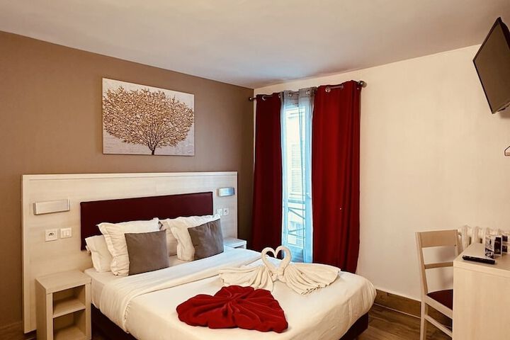 Room 26 of 81