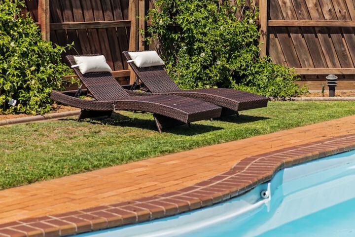 Pool 48 of 73