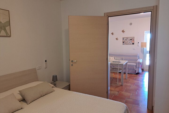 Room 6 of 23