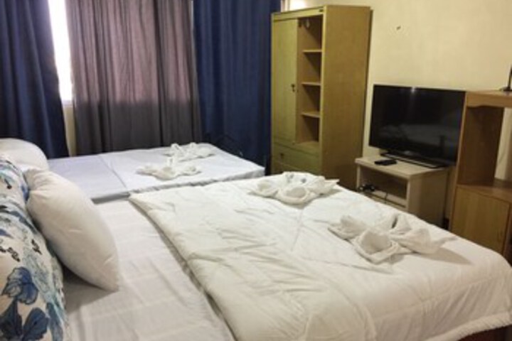 Room 85 of 103
