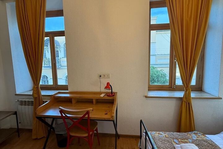 Room 31 of 120