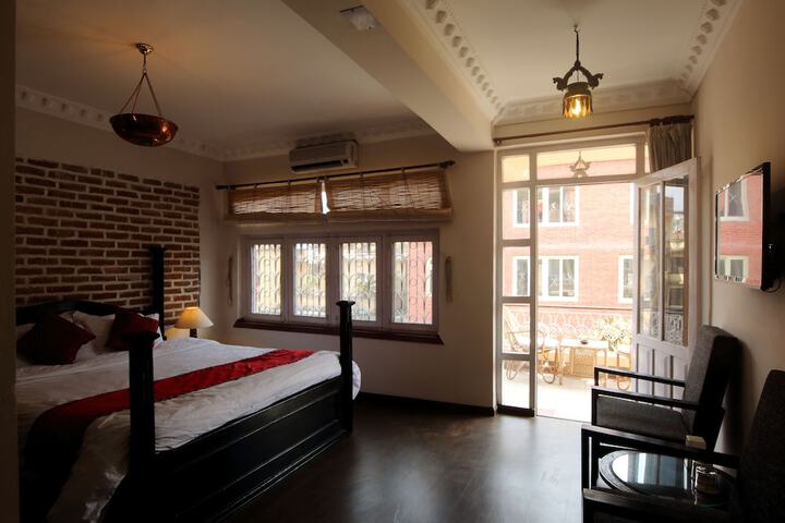 Room 7 of 43