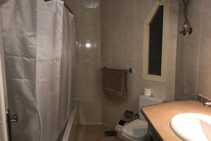 Room 100 of 126