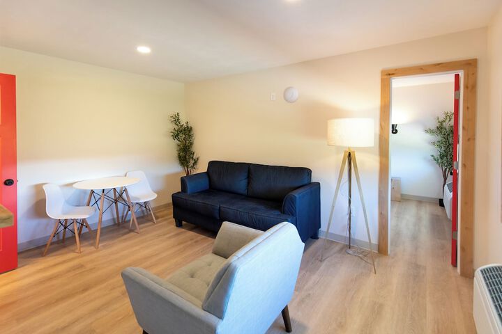 Room 47 of 103
