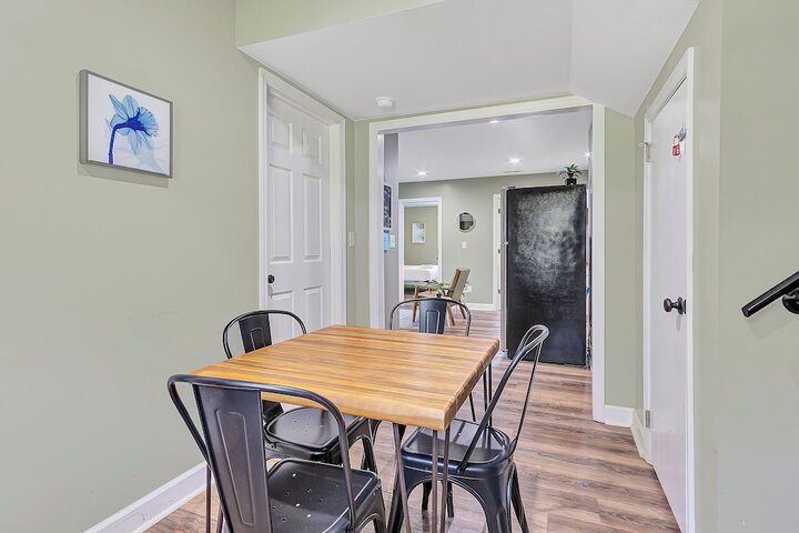 Room 12 of 22