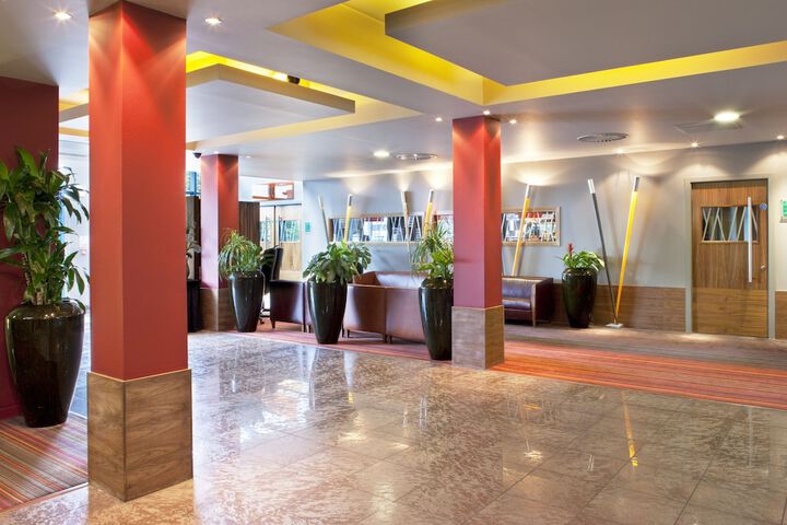 Hotel 94 of 99