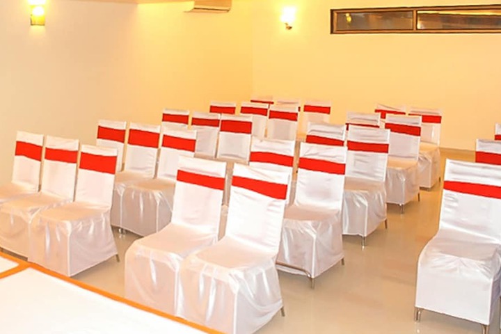 Ballroom/Hall 19 of 25