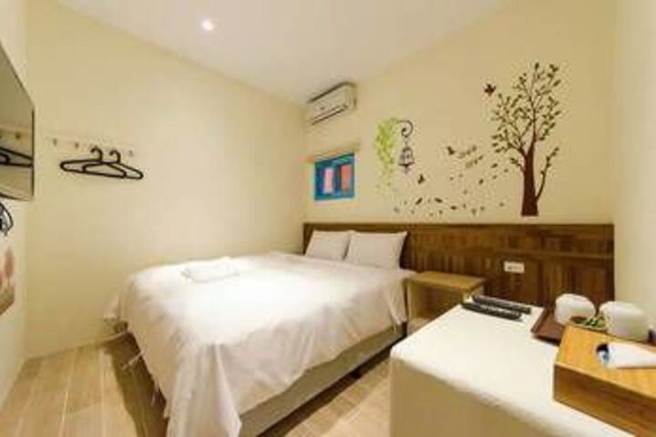Room 5 of 21