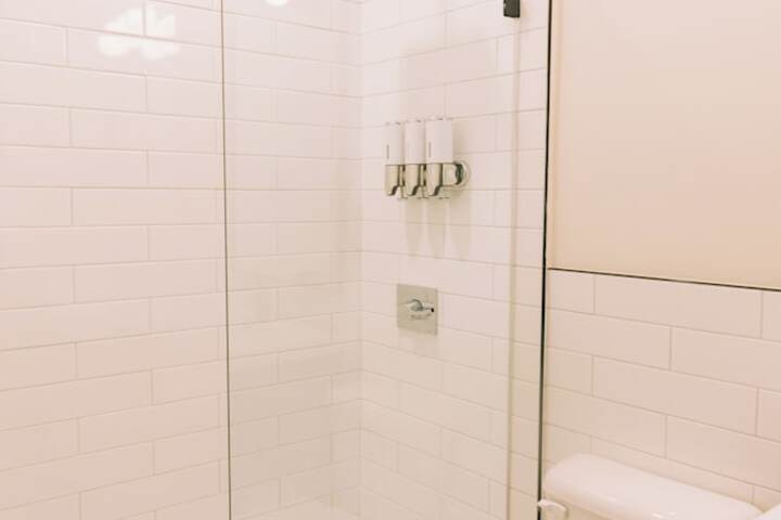 Room 47 of 65