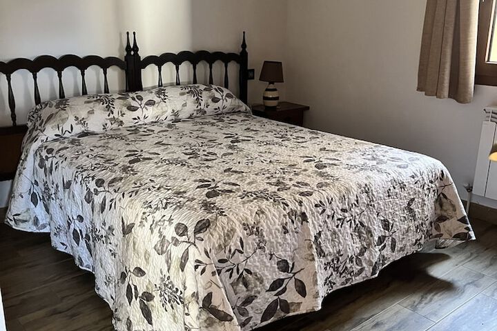 Room 2 of 69
