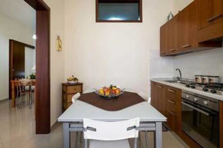 Room 25 of 49