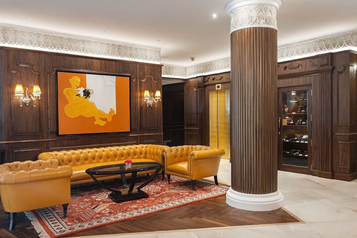 Lobby Photo