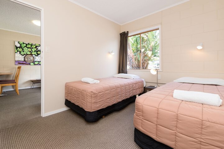 Room 5 of 36