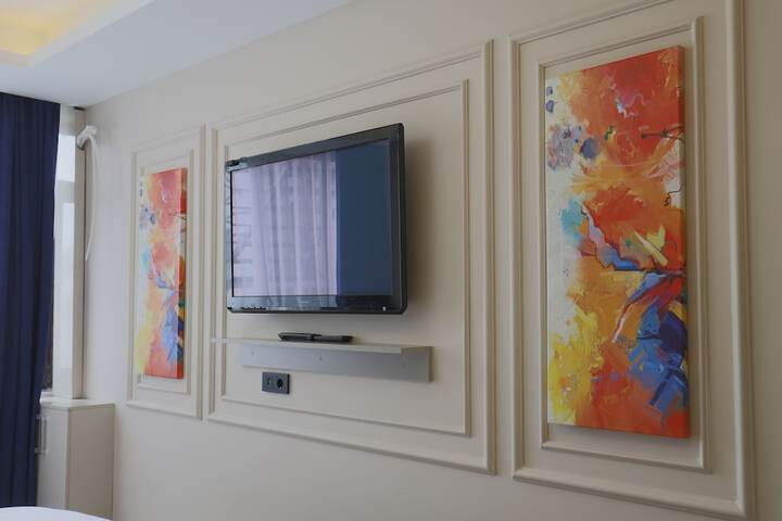 Room 9 of 67