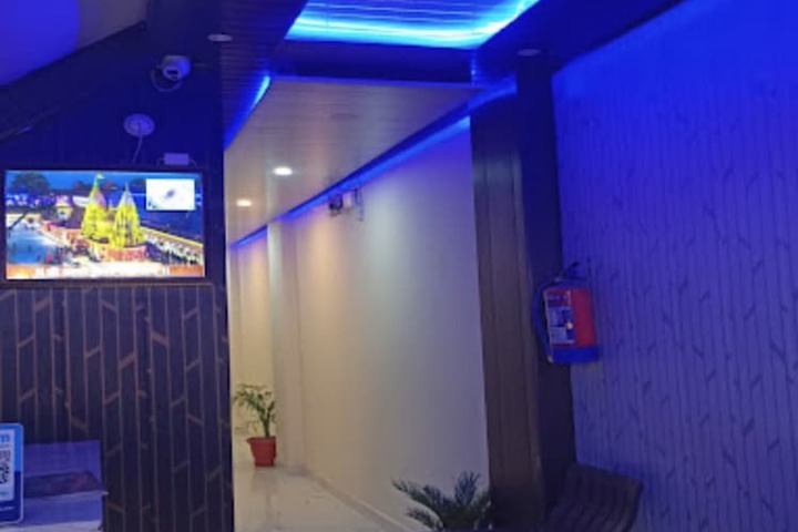 Goroomgo Mahadev Inn Varanasi
