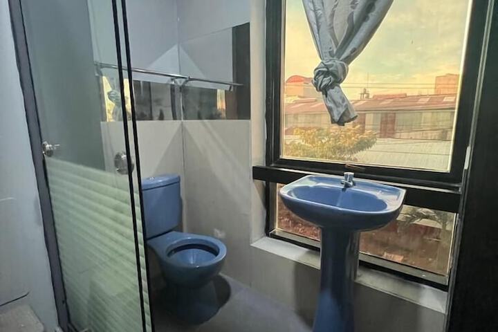 Room 16 of 25