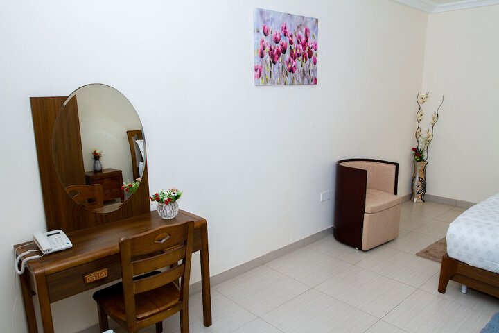 Room 12 of 49