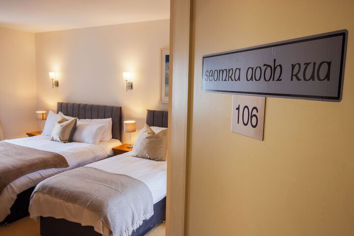 Room 18 of 50