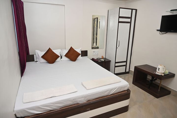 Room 4 of 21