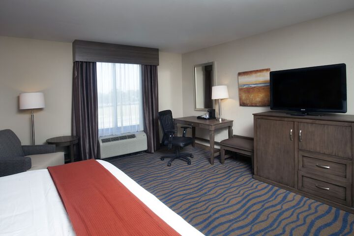 Room 9 of 34