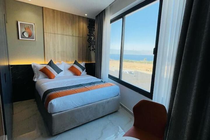 Room 15 of 50