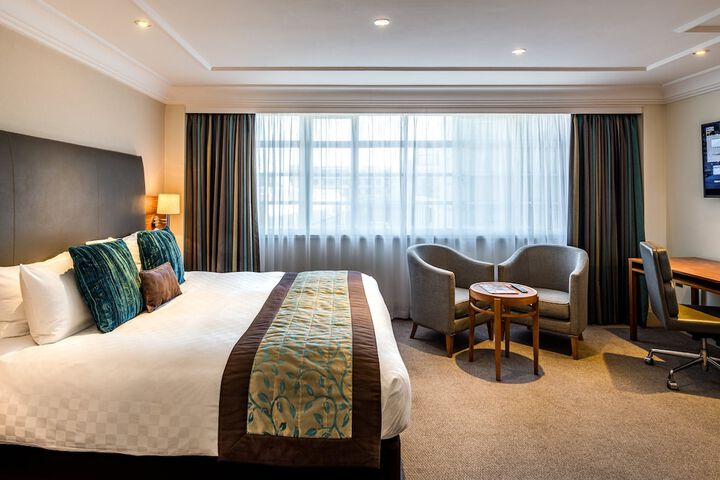 Room 56 of 128
