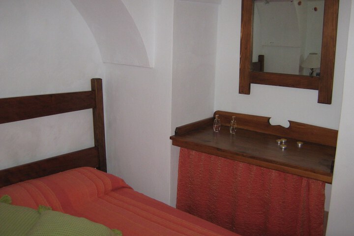 Room 30 of 126