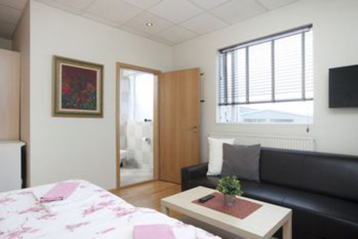 Room 40 of 94