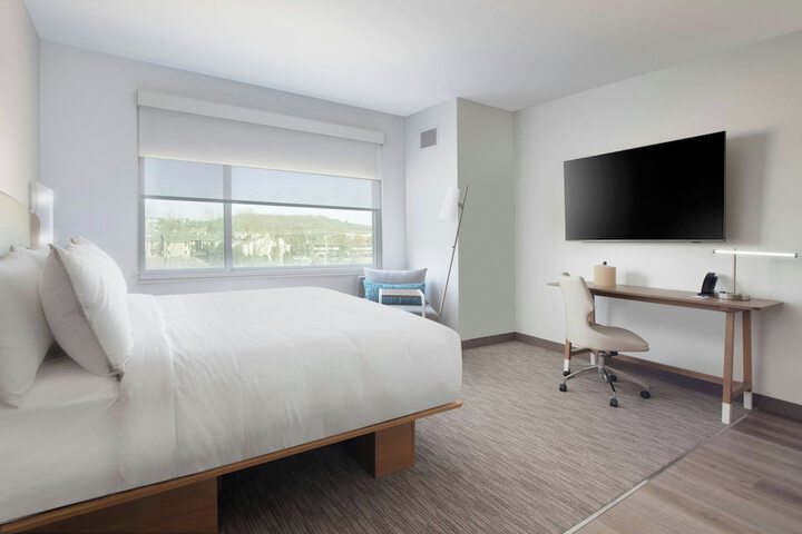 Room 39 of 100