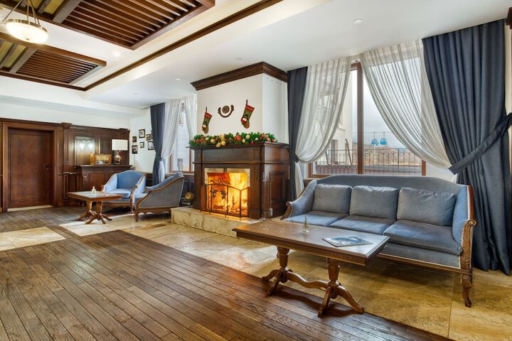 Hotel Interior 97 of 124