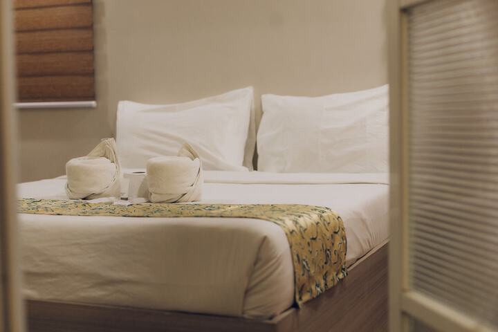 Room 9 of 22