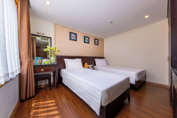 Room 8 of 45