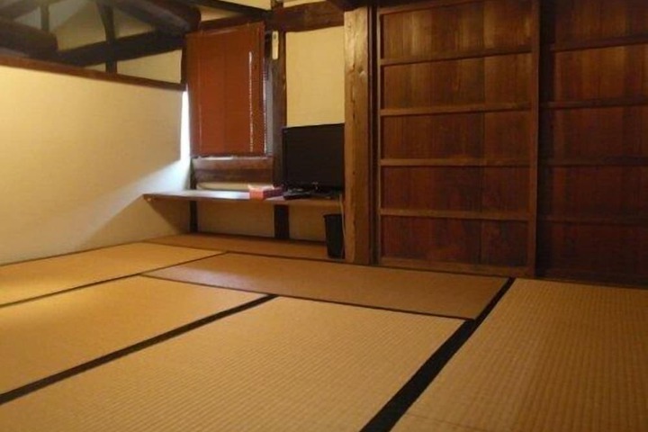 Room 30 of 55