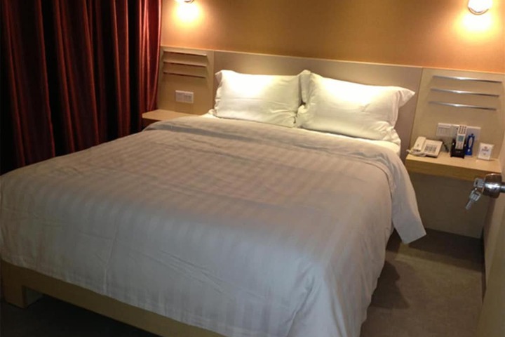 Room 5 of 55