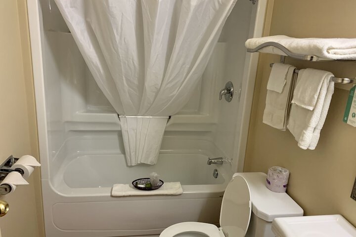 Room 44 of 67