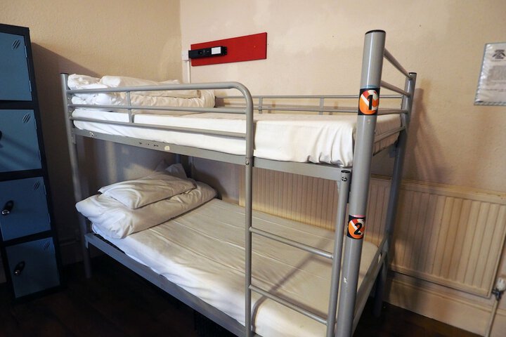 Room 4 of 79