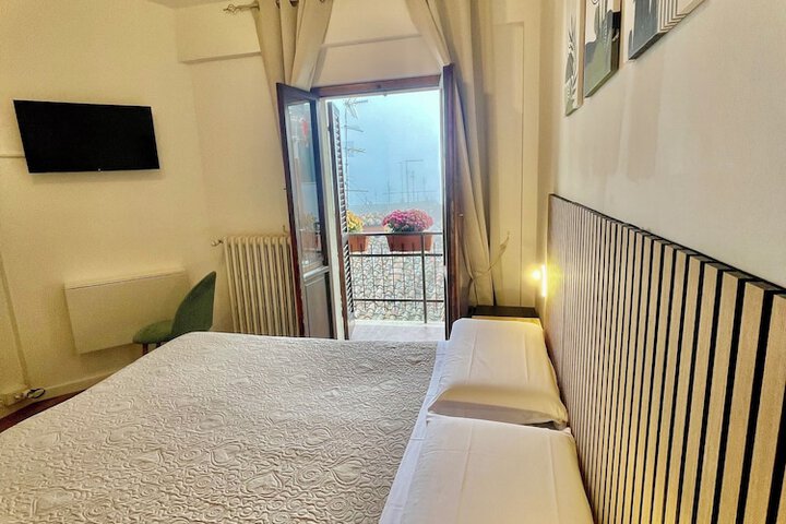 Room 21 of 81