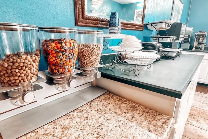 Breakfast buffet