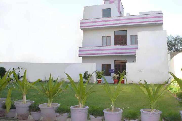 New Premier Hotel
