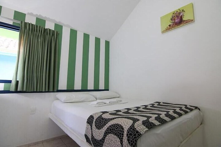 Room 12 of 44