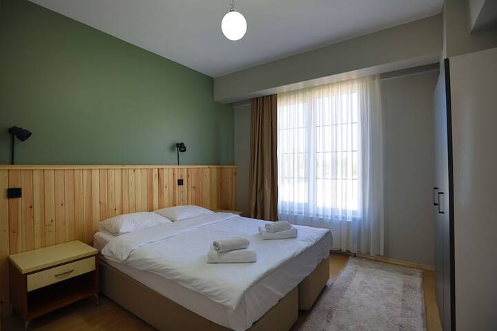 Room 4 of 22