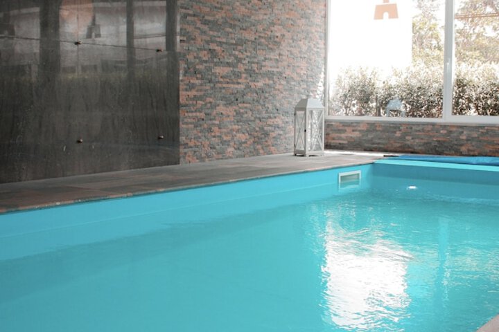 Pool 43 of 69