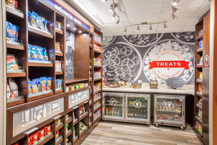 Snack bar