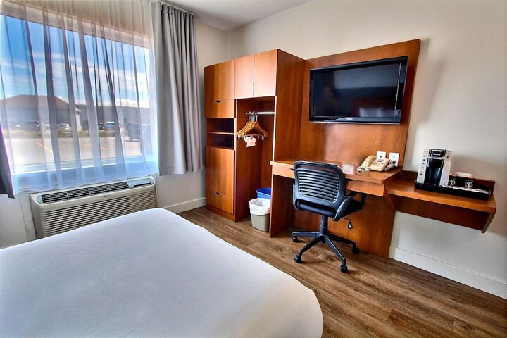 Room 10 of 59