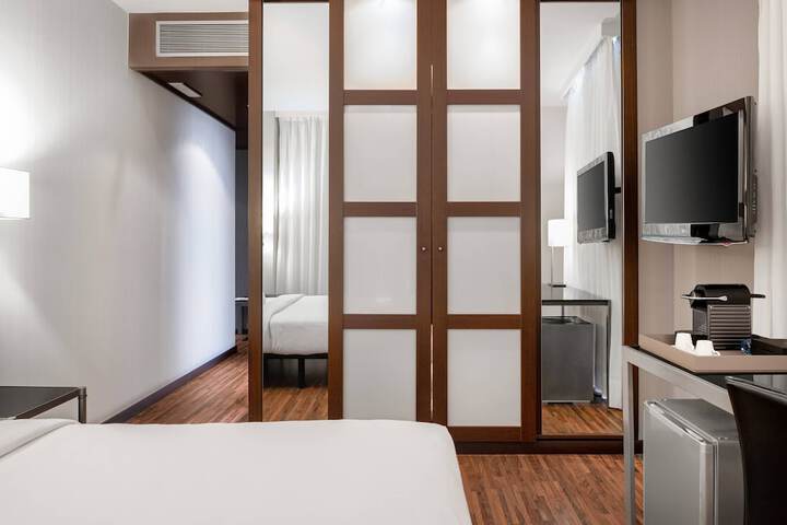 Room 8 of 51